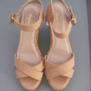 Qupid 8 Blush Wedge Sandals